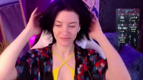 roxy_riot_ online show from 12-23-25, 01:36