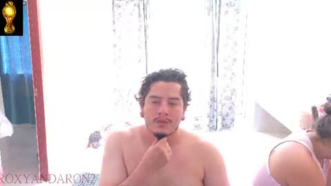 Snapshot of roxyandaron2 chatting on 06-16-26, 03:14 RoxyAron online show from 06-16-26, 03:14