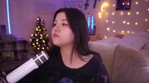 Snapshot of roxysuh chatting on 02-21-25, 07:56 roxysuh online show from 02-21-25, 07:56