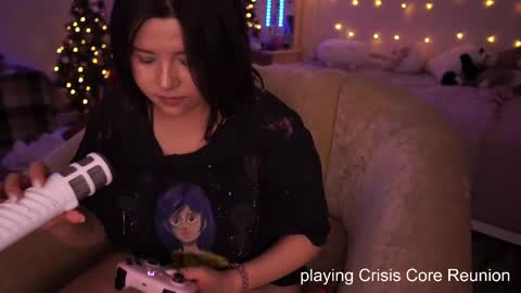 Snapshot of roxysuh chatting on 02-26-25, 01:19 roxysuh online show from 02-26-25, 01:19