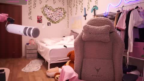 roxysuh online show from 03-06-26, 07:27