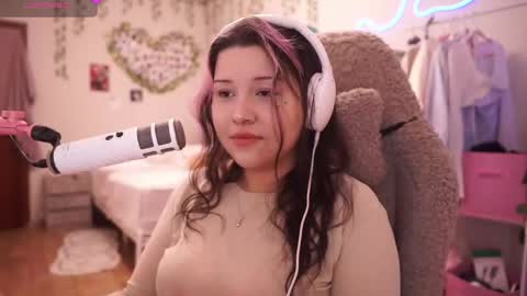 roxysuh online show from 04-16-26, 07:42