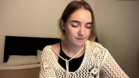 Roxy online show from 04-29-26, 01:48