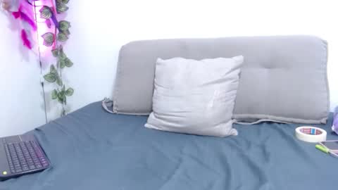 Bruna Royale  online show from 03-13-26, 06:03