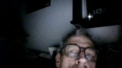 Snapshot of royboy2561 chatting on 10-04-25, 08:56 Roy Murrin online show from 10-04-25, 08:56