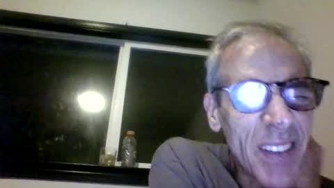 Snapshot of royboy2561 chatting on 11-09-25, 08:34 Roy Murrin online show from 11-09-25, 08:34