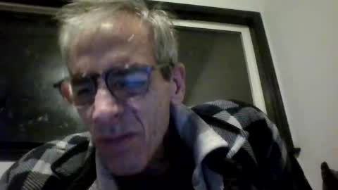 Snapshot of royboy2561 chatting on 11-22-25, 11:09 Roy Murrin online show from 11-22-25, 11:09