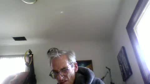 Snapshot of royboy2561 chatting on 06-18-26, 11:31 Roy Murrin online show from 06-18-26, 11:31