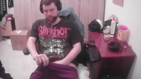 Snapshot of royer04 chatting on 02-17-26, 03:36 royer04 online show from 02-17-26, 03:36