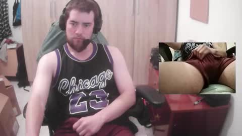 Snapshot of royer04 chatting on 02-28-26, 11:39 royer04 online show from 02-28-26, 11:39