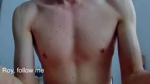 Snapshot of royyourtoy chatting on 02-04-26, 03:29 Roy online show from 02-04-26, 03:29