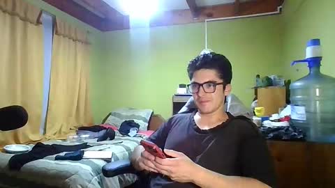 Snapshot of rpaulo25 chatting on 01-08-26, 03:53 rpaulo25 online show from 01-08-26, 03:53