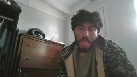 Snapshot of rshjayy chatting on 11-15-25, 09:21 rshjayy online show from 11-15-25, 09:21