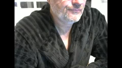 Snapshot of rsindie2 chatting on 12-04-24, 11:46 rsindie2 online show from 12-04-24, 11:46