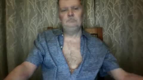 Snapshot of rsl1963 chatting on 04-18-26, 08:07 rsl1963 online show from 04-18-26, 08:07