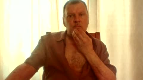 Snapshot of rsl1963 chatting on 07-17-26, 06:57 rsl1963 online show from 07-17-26, 06:57