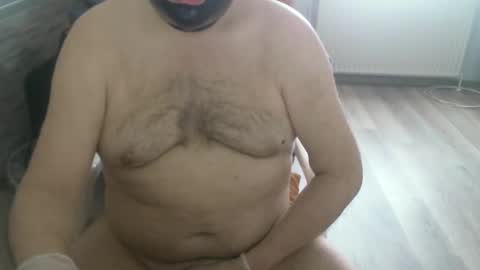 Snapshot of rubberbondage67 chatting on 02-21-25, 01:55 Camslave for Online Mistress online show from 02-21-25, 01:55