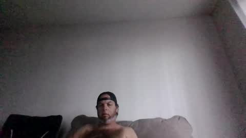 rubbingoneout714 online show from 01-07-26, 02:19