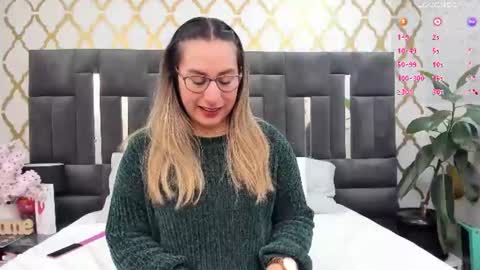 Snapshot of rubby_taylor chatting on 06-18-26, 02:54 RubbyTaylor online show from 06-18-26, 02:54