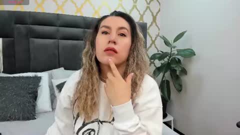 Snapshot of rubby_taylor chatting on 07-11-26, 11:35 RubbyTaylor online show from 07-11-26, 11:35