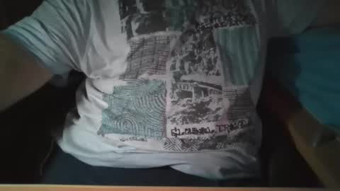 Snapshot of ruben90mr chatting on 10-14-25, 11:38 ruben90mr online show from 10-14-25, 11:38