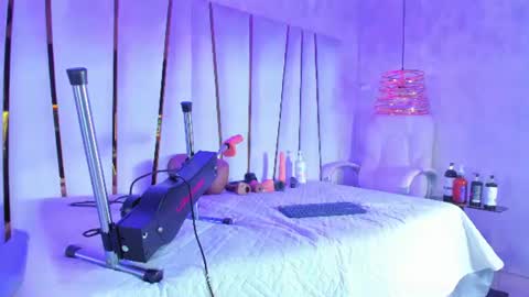 Snapshot of rubi_lovee chatting on 07-18-26, 03:27 Rubi online show from 07-18-26, 03:27