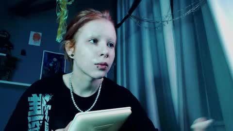 Rubi online show from 12-18-25, 10:16