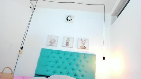 Snapshot of rubiroose chatting on 12-27-24, 02:36 Rubii online show from 12-27-24, 02:36