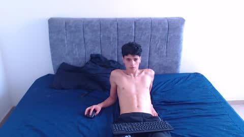 Ruby and Vanie online show from 04-06-26, 10:00