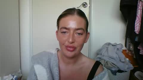 Snapshot of rubyredxxxoxxx chatting on 12-03-25, 10:24 rubyredxxxoxxx online show from 12-03-25, 10:24