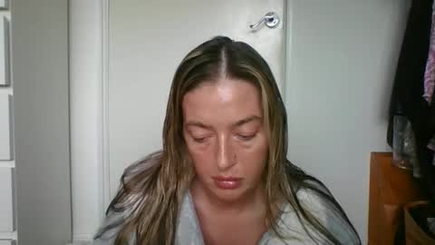 Snapshot of rubyredxxxoxxx chatting on 12-04-25, 01:20 rubyredxxxoxxx online show from 12-04-25, 01:20