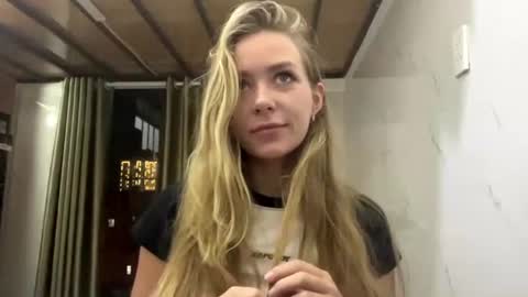 KaY online show from 06-23-26, 12:14