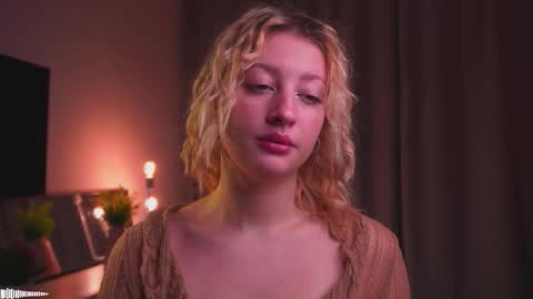 Mila online show from 09-20-25, 03:02