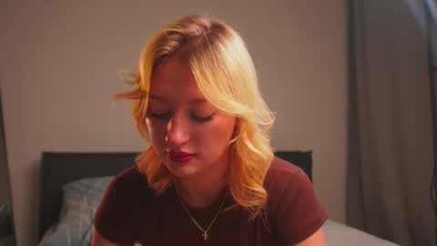 Mila online show from 10-15-25, 03:45