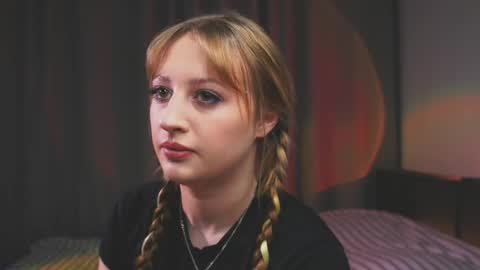 Mila online show from 04-03-26, 05:00