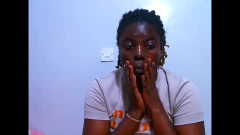 Snapshot of rukaia chatting on 09-17-25, 11:17 sasha online show from 09-17-25, 11:17