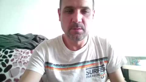 Snapshot of rul3ssuck chatting on 01-10-25, 11:43 rul3ssuck online show from 01-10-25, 11:43