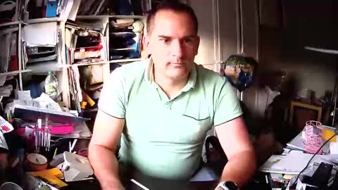 Snapshot of runner1978 chatting on 10-31-25, 07:42 runner1978 online show from 10-31-25, 07:42