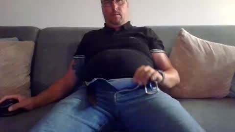 runner_1978 online show from 09-09-25, 09:36