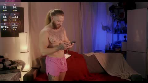 Snapshot of rusbigpaul chatting on 01-28-25, 03:57 Paul online show from 01-28-25, 03:57