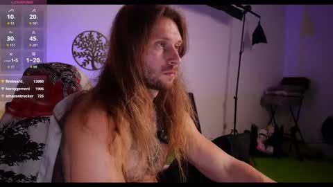 Snapshot of rusbigpaul chatting on 10-15-25, 07:47 Paul online show from 10-15-25, 07:47