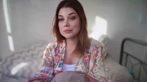 Snapshot of russypussy141 chatting on 11-17-25, 07:19 Alex online show from 11-17-25, 07:19