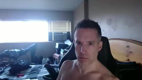 rustic_cuse_777 online show from 02-16-26, 09:44