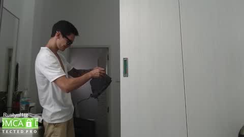 MillionDollarGuy online show from 09-10-25, 04:23