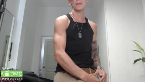Snapshot of rustynf1tz chatting on 05-01-26, 04:39 MillionDollarGuy online show from 05-01-26, 04:39