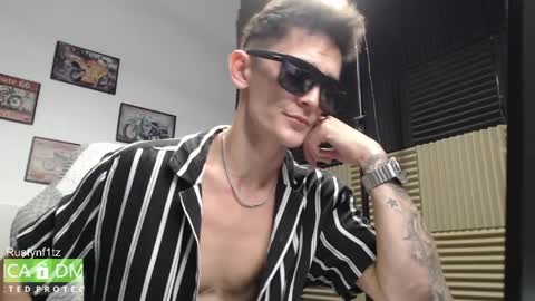 Snapshot of rustynf1tz chatting on 05-16-26, 12:48 MillionDollarGuy online show from 05-16-26, 12:48