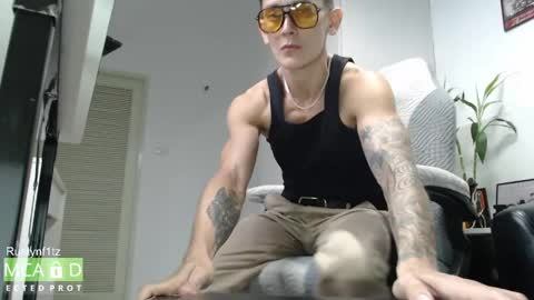 Snapshot of rustynf1tz chatting on 05-18-26, 04:46 MillionDollarGuy online show from 05-18-26, 04:46