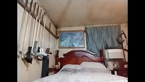 Snapshot of rustyshackelford1902 chatting on 09-27-25, 07:30 Rusty online show from 09-27-25, 07:30