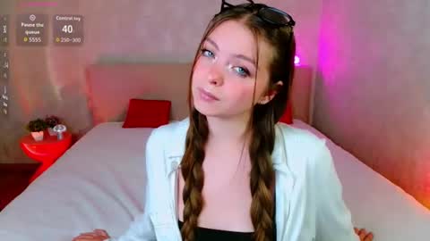 RutaYoung online show from 07-14-26, 04:34