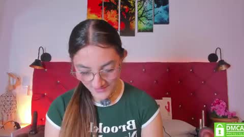 Snapshot of ruth_harvey chatting on 06-11-26, 02:04 Ruth online show from 06-11-26, 02:04